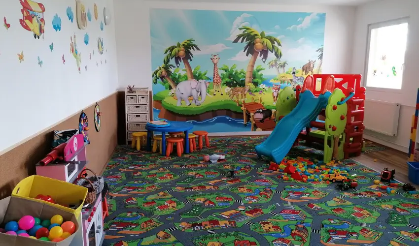 Sokor Fogad Sokorptka - Diszntoros htvge (min. 2 j)