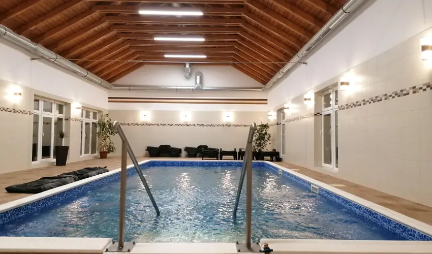 Sokor Fogad Sokorptka - Diszntoros htvge (min. 2 j)