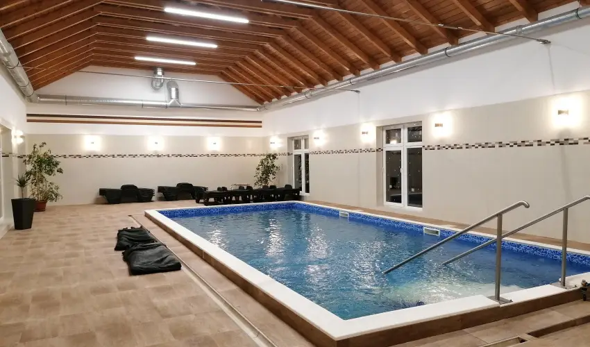 Sokor Fogad Sokorptka - Diszntoros htvge (min. 2 j)