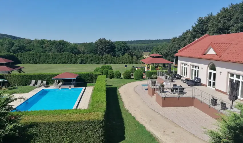 Sokor Fogad Sokorptka - Diszntoros htvge (min. 2 j)