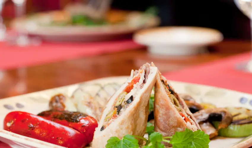 Somogy Kertje �d�l�falu �s �tterem Bonnya - Kedvezm�nyes �r csal�dok r�sz�reak reggelivel (1 �jt�l)