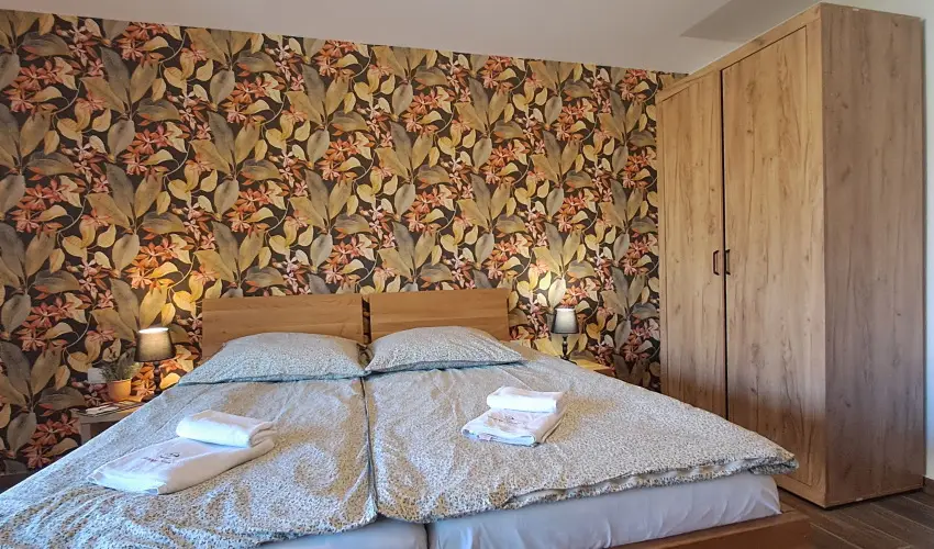 Somogy Kertje �d�l�falu �s �tterem Bonnya - Kedvezm�nyes �r csal�dok r�sz�reak reggelivel (1 �jt�l)