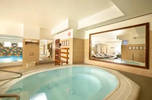 Szrcsa Hotel - Kedvezmnyes r csaldok rszreak flpanzival (1 jtl)