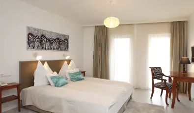 Szrcsa Hotel Szkesfehrvr