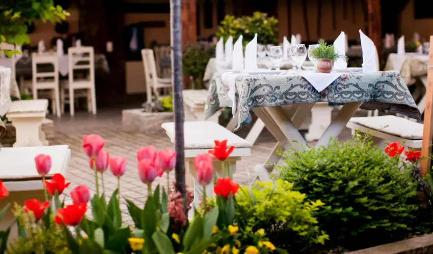 Szrcsa Hotel Szkesfehrvr - Kedvezmnyes r csaldok rszreak flpanzival (1 jtl)