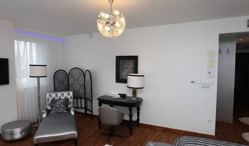 Szrcsa Hotel Szkesfehrvr - Kedvezmnyes r csaldok rszreak flpanzival (1 jtl)