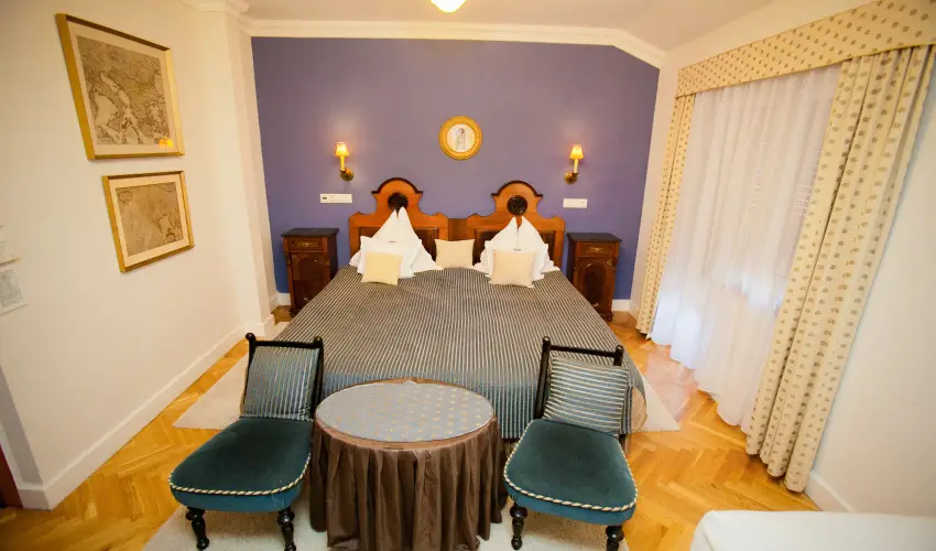 Szrcsa Hotel Szkesfehrvr - Kedvezmnyes r csaldok rszreak flpanzival (1 jtl)