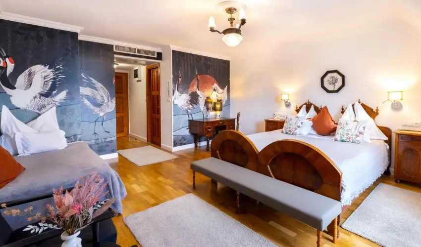 Sz�rcsa Hotel Sz�kesfeh�rv�r - Kedvezm�nyes �r csal�dok r�sz�reak f�lpanzi�val (1 �jt�l)