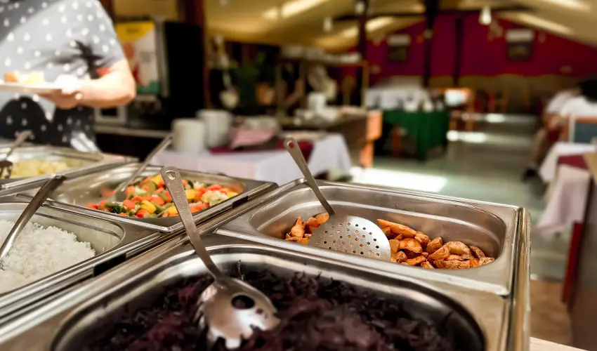 Szent István Hotel Eger - Kedvezményes ár családok részéreak reggelis ellátással (1 éjtől)