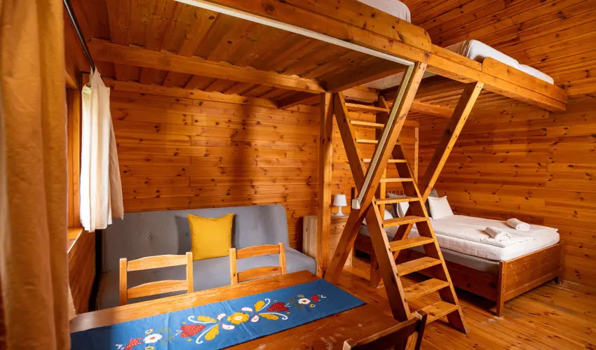 Szilv�sv�rad Camping & Apartman Szilv�sv�rad - Kedvezm�nyes �r csal�dok r�sz�reak (1 �jt�l)