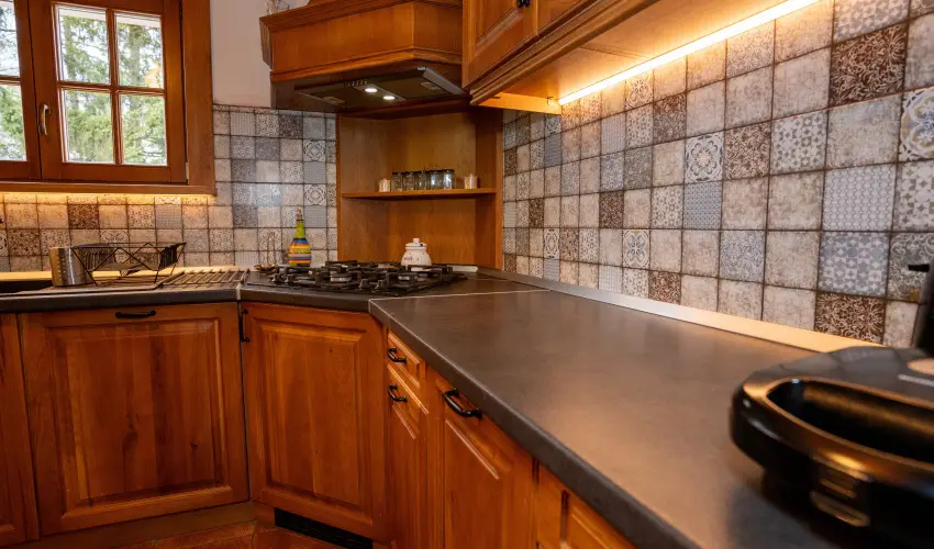 Szilv�sv�rad Camping & Apartman Szilv�sv�rad - Kedvezm�nyes �r csal�dok r�sz�reak (1 �jt�l)