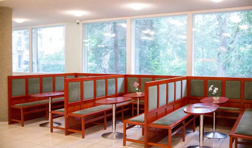 Wellness Hotel Szindbd  Balatonszemes - Mjus 1.