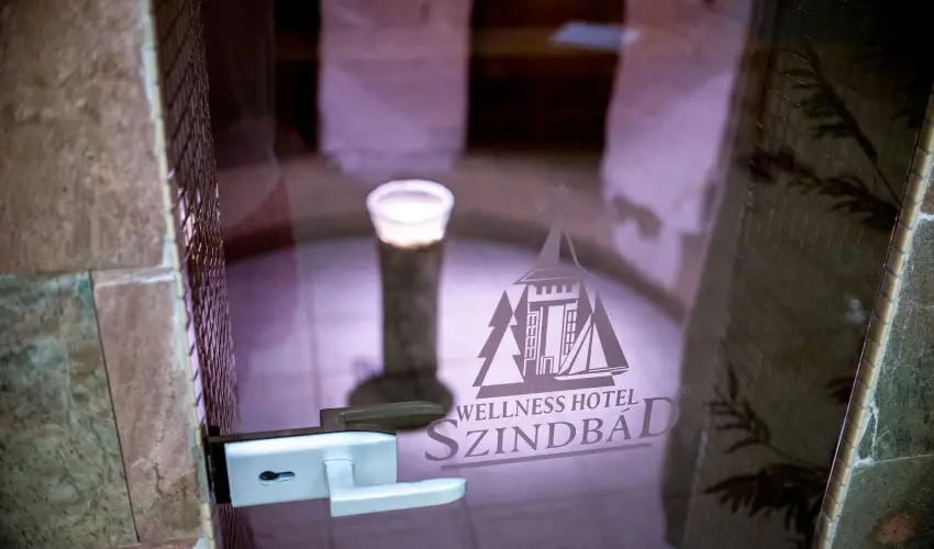 Wellness Hotel Szindbd  Balatonszemes - Mjus 1.