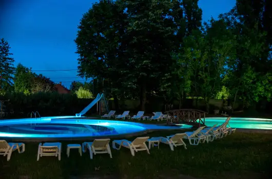 Wellness Hotel Szindbd - Kedvezmnyes r csaldok rszreak flpanzis elltssal