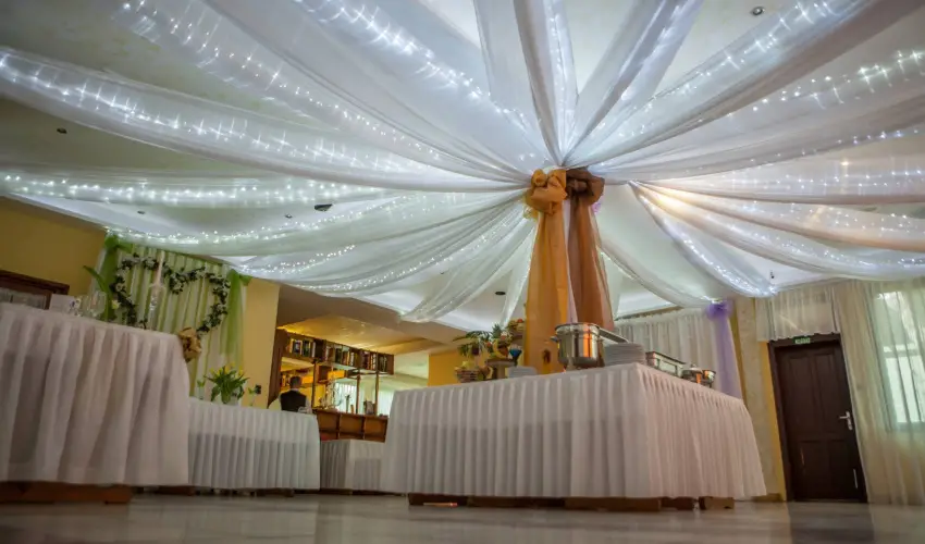 Sztr Motel s tterem Balassagyarmat - Kedvezmnyes r csaldok rszreak (1 jtl)