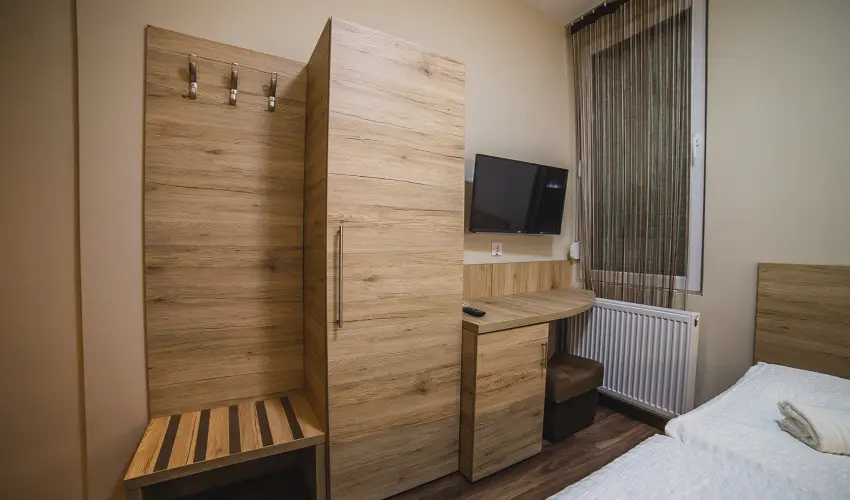 Sztr Motel s tterem Balassagyarmat - Kedvezmnyes r csaldok rszreak (1 jtl)
