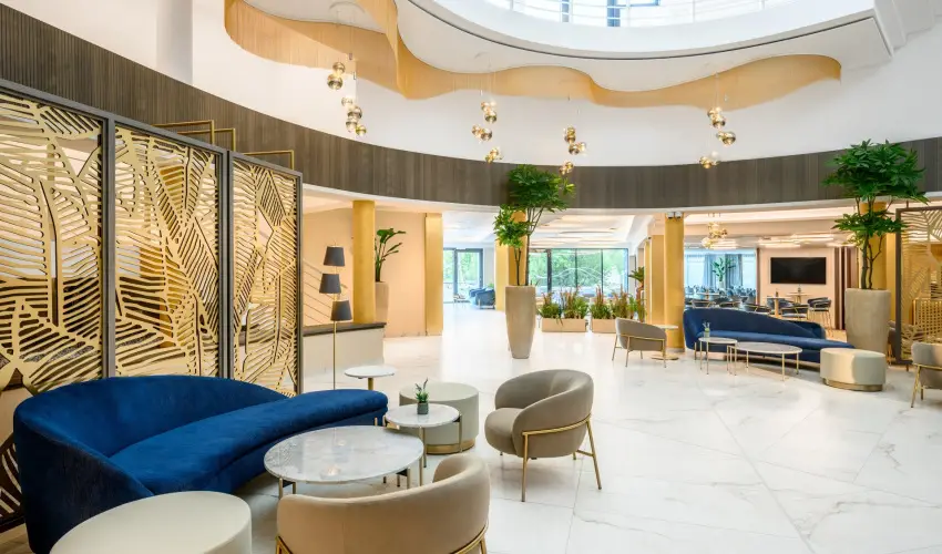 Kenese Bay Garden Resort & Conference Balatonkenese - Kedvezmnyes r csaldok rszre flpanzival (1 jtl)