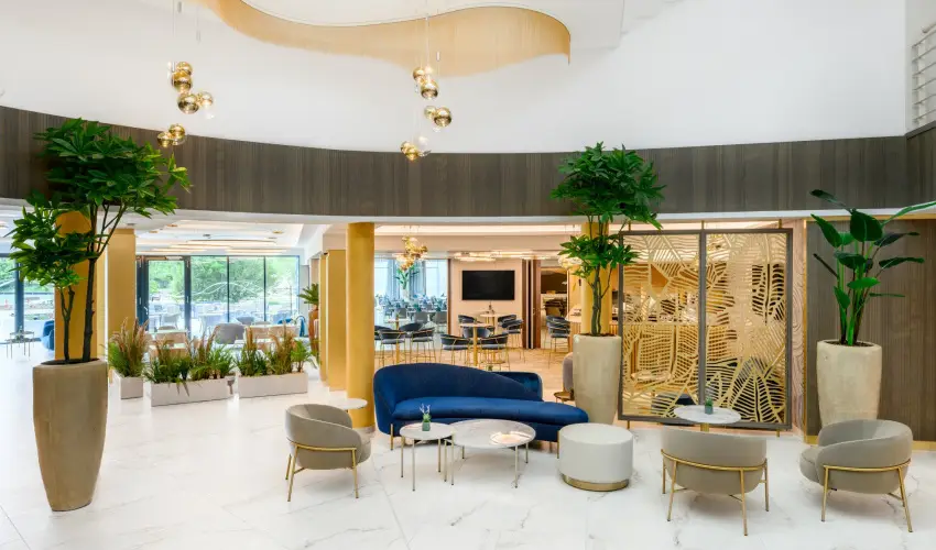 Kenese Bay Garden Resort & Conference Balatonkenese - Kedvezmnyes r csaldok rszre flpanzival (1 jtl)