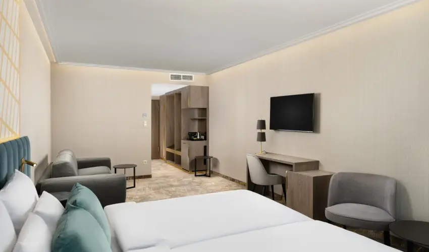 Kenese Bay Garden Resort & Conference Balatonkenese - Kedvezmnyes r csaldok rszre flpanzival (1 jtl)