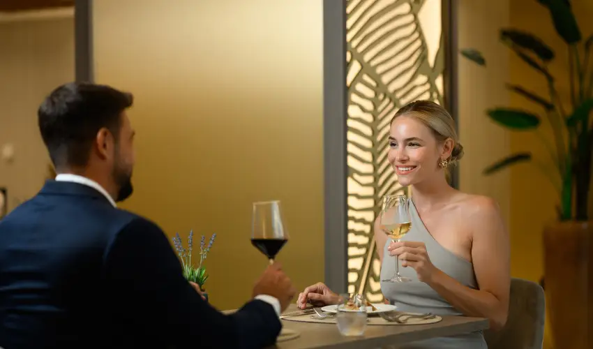 Kenese Bay Garden Resort & Conference Balatonkenese - Kedvezmnyes r csaldok rszre flpanzival (1 jtl)