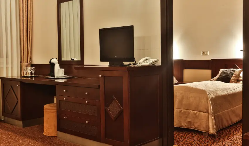 Hunguest Hotel Apollo Hajdszoboszl - Kedvezmnyes r csaldok rszre reggelivel (1 jtl)