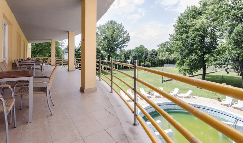 Hunguest Hotel Apollo Hajdszoboszl - Kedvezmnyes r csaldok rszre reggelivel (1 jtl)