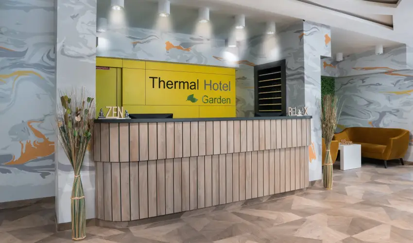 Thermal Hotel Garden Hajd�szoboszl� - F�lpanzi�s aj�nlat (min. 2 �j)