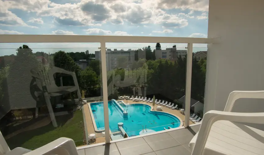 Thermal Hotel Garden Hajd�szoboszl� - F�lpanzi�s aj�nlat (min. 2 �j)