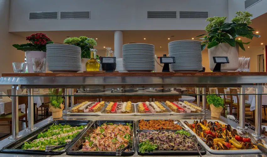 Tisza Balneum Hotel Tiszaf�red - T�li sz�net (min. 2 �j)