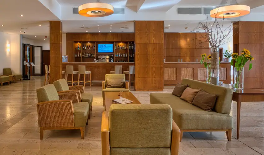 Tisza Balneum Hotel Tiszaf�red - T�li sz�net (min. 2 �j)