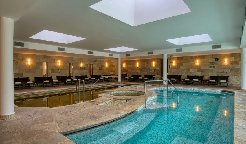 Tisza Balneum Hotel Tiszaf�red - T�li sz�net (min. 2 �j)