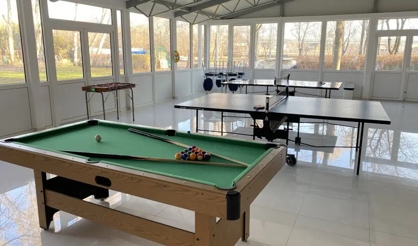 Tisza Sport Hotel Szeged - Kedvezmnyes r csaldok rszreak reggelis elltssal (1 jtl)