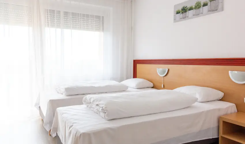 Tisza Sport Hotel Szeged - Kedvezmnyes r csaldok rszreak reggelis elltssal (1 jtl)