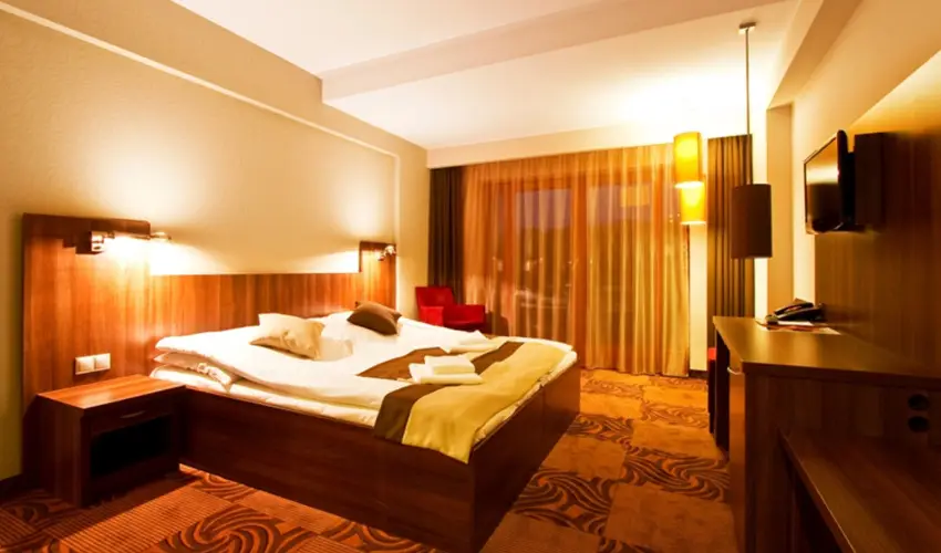 T Wellness Hotel Bnk - Egy jszaks wellness flpanzival