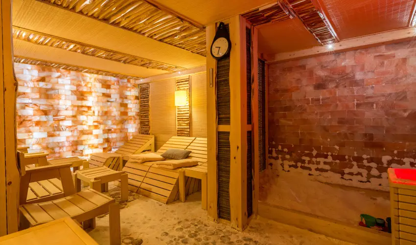 T Wellness Hotel Bnk - Egy jszaks wellness flpanzival