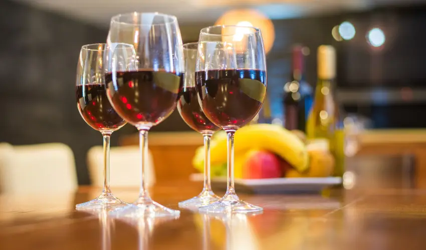 T Wellness Hotel Bnk - Egy jszaks wellness flpanzival