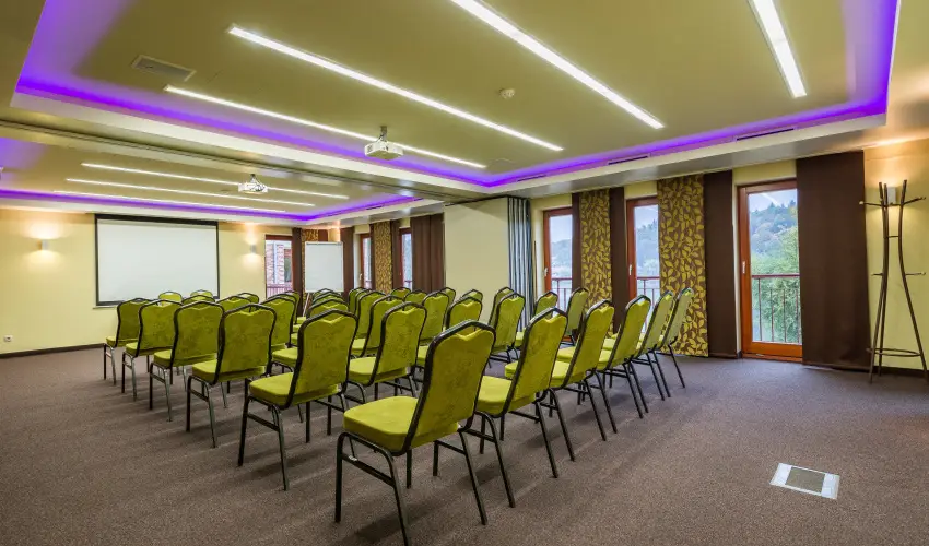 T Wellness Hotel Bnk - Egy jszaks wellness flpanzival