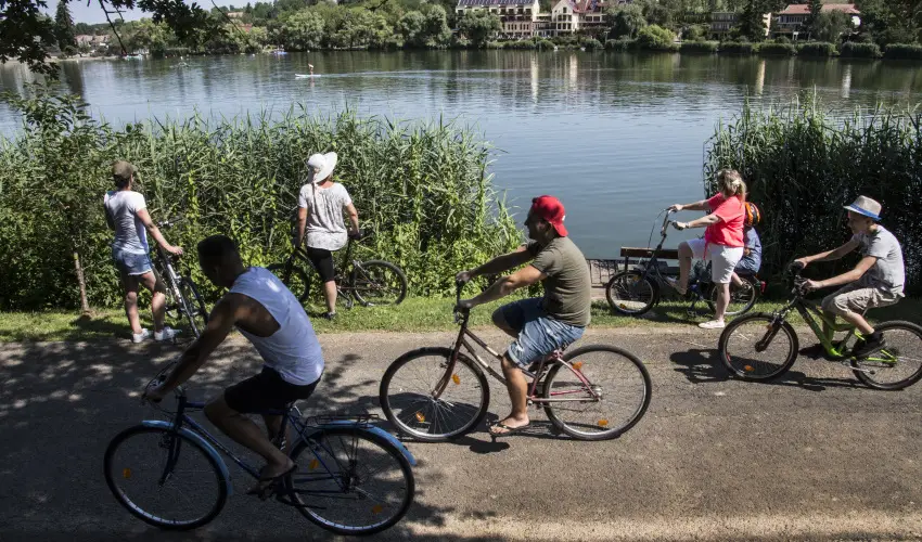 T Wellness Hotel Bnk - Egy jszaks wellness flpanzival