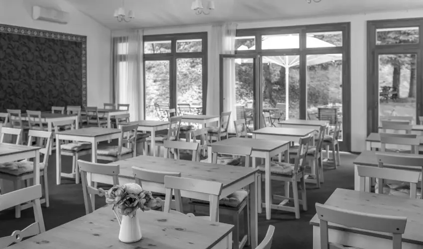 T�nd�rkert Hotel Noszvaj - Kedvezm�nyes �r csal�dok r�sz�reak f�lpanzi�s ell�t�ssal