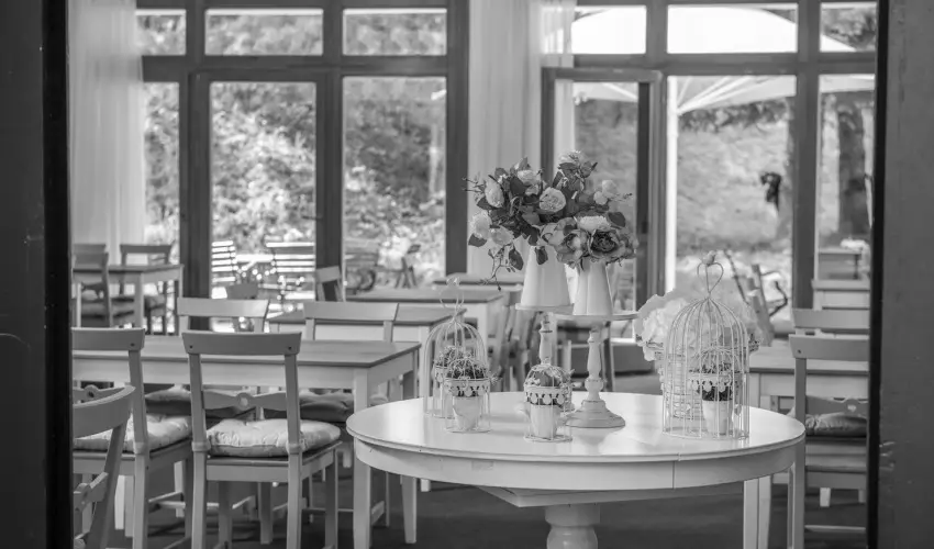 T�nd�rkert Hotel Noszvaj - Kedvezm�nyes �r csal�dok r�sz�reak f�lpanzi�s ell�t�ssal