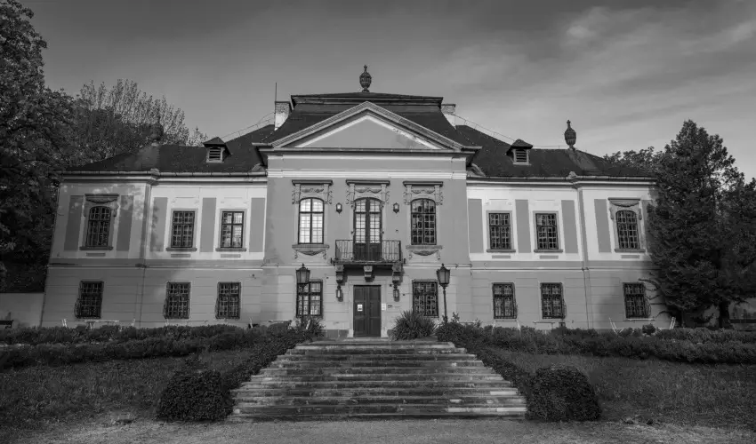 T�nd�rkert Hotel Noszvaj - Kedvezm�nyes �r csal�dok r�sz�reak f�lpanzi�s ell�t�ssal