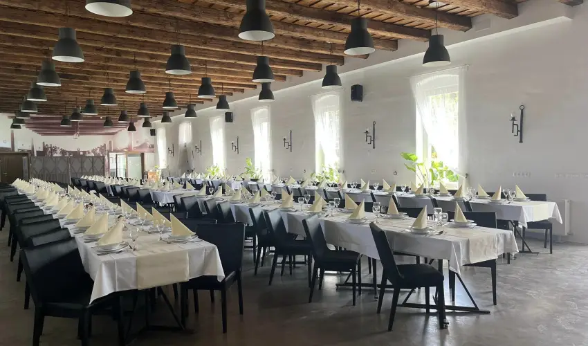 Vadkert Major Srvr - Kedvezmnyes r csaldok rszreak reggelis elltssal (1 jtl)