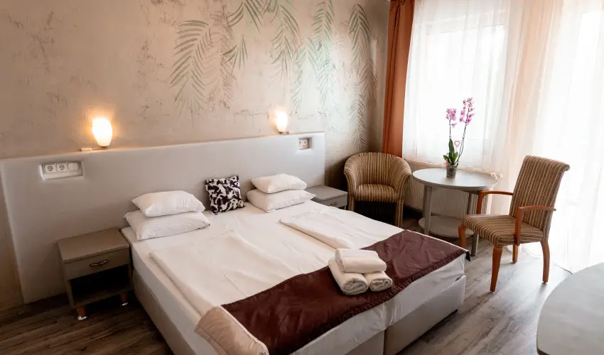 Venus Hotel Zalakaros - Kedvezmnyes r csaldok rszreak flpanzis elltssal (1 jtl)