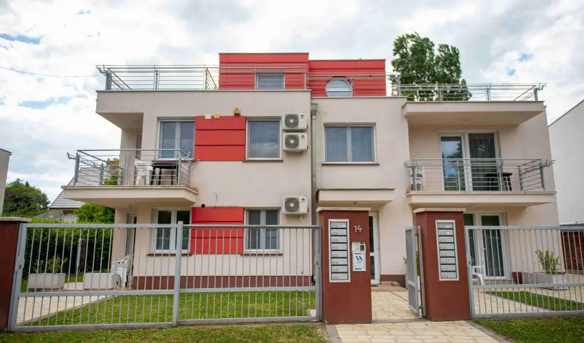 Veritas Apartmanh�z Zam�rdi - Kedvezm�nyes aj�nlat (min. 2 �j)