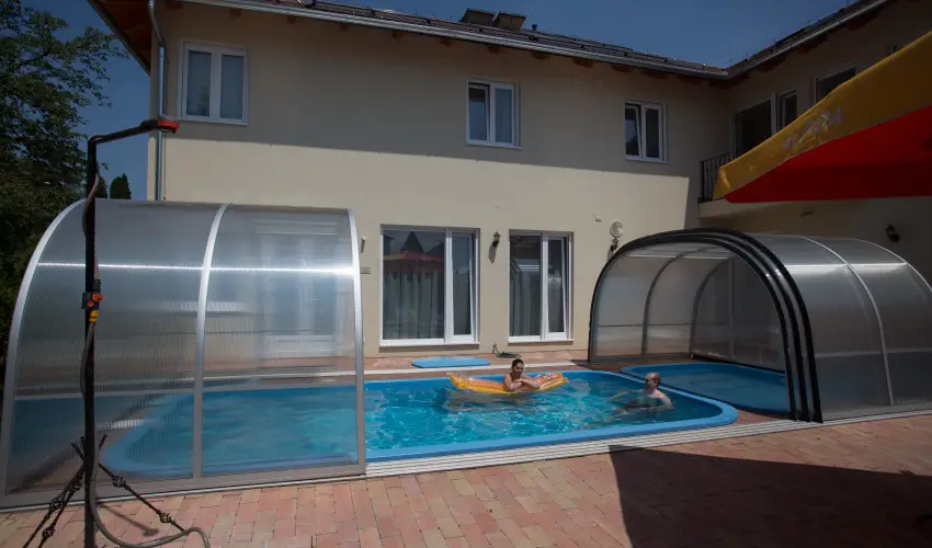 Viktor Bor- �s Vend�gh�z Balatonm�riaf�rd� - Kedvezm�nyes csomag (min. 2 �j)