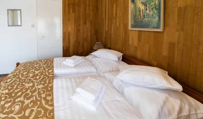 Villa Lotus Zalakaros Zalakaros - Kedvezmnyes r csaldok rszreak reggelis elltssal (min. 2 j)