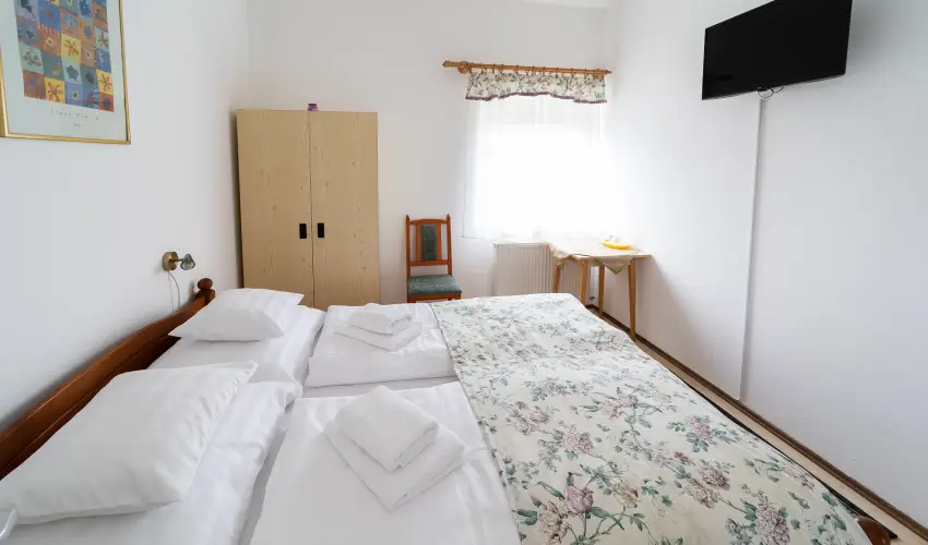 Villa Lotus Zalakaros Zalakaros - Kedvezmnyes r csaldok rszreak reggelis elltssal (min. 2 j)