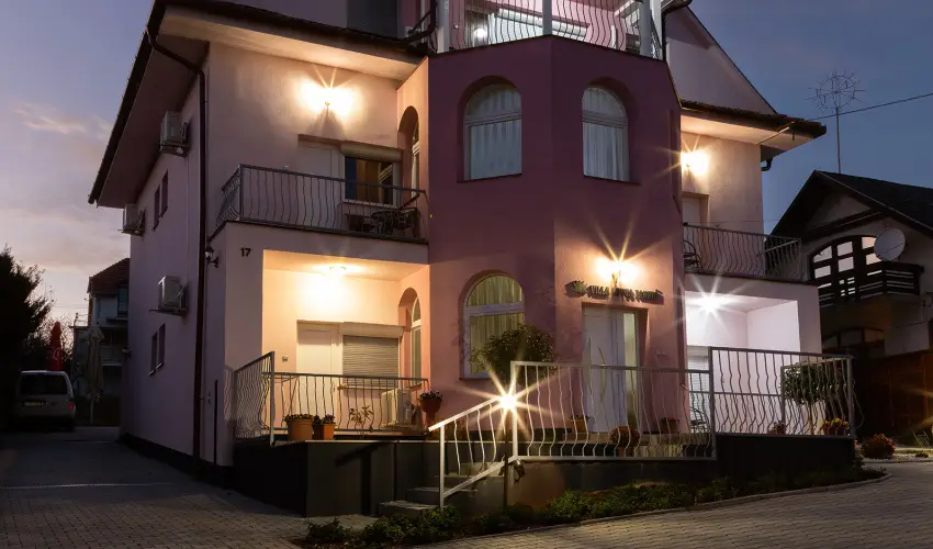 Villa Lotus Zalakaros Zalakaros - Kedvezmnyes r csaldok rszreak reggelis elltssal (min. 2 j)