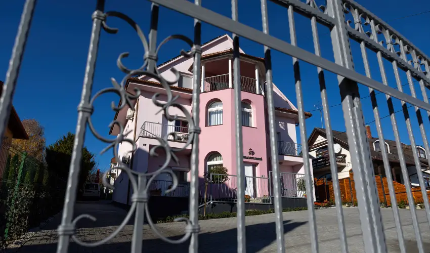 Villa Lotus Zalakaros Zalakaros - Kedvezmnyes r csaldok rszreak reggelis elltssal (min. 2 j)