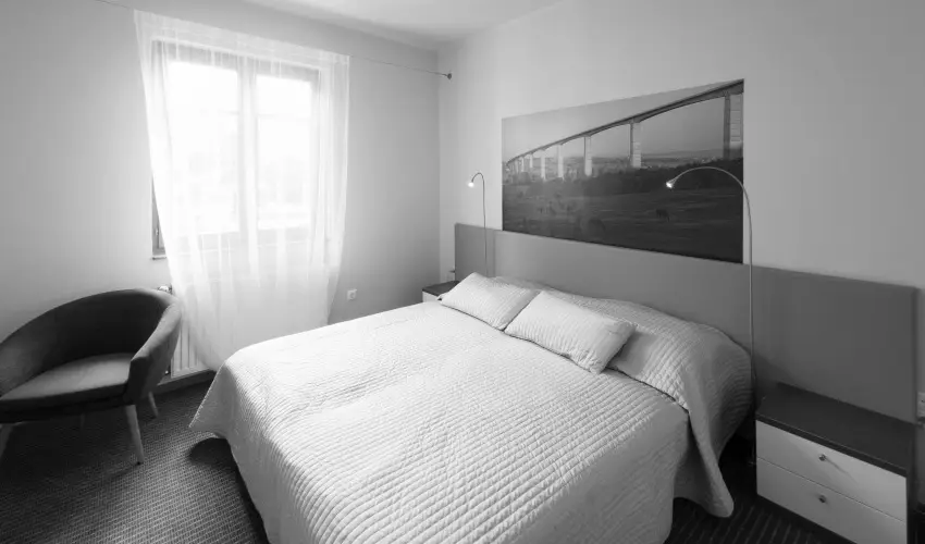 Villa Oliva Boutique Rooms Zam�rdi - Kedvezm�nyes �r csal�dok r�sz�reak reggelis ell�t�ssal (1 �jt�l)